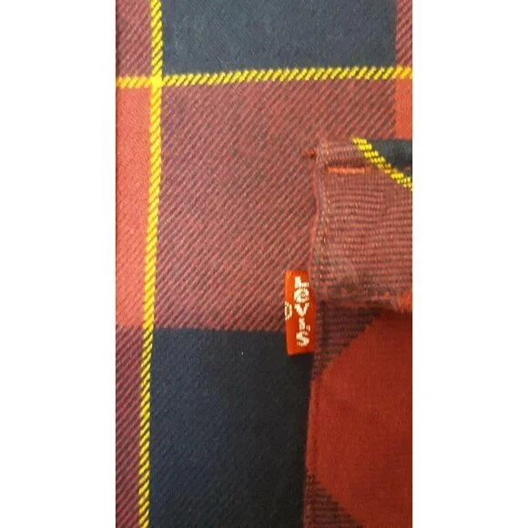 Levi's NBA Cleveland Cavaliers Gridiron Flannel Plaid Shirt Men Size Extra Large - Picture 4 of 10